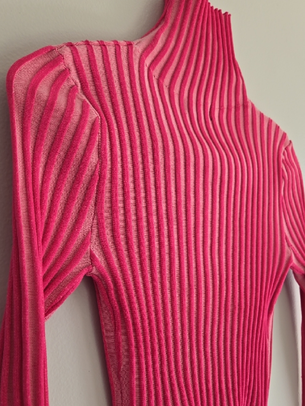 PrettyLittleThing Pink Striped Ribbed Top - Picture 14 of 16